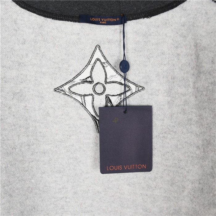 Clothes Louis Vuitton 1105