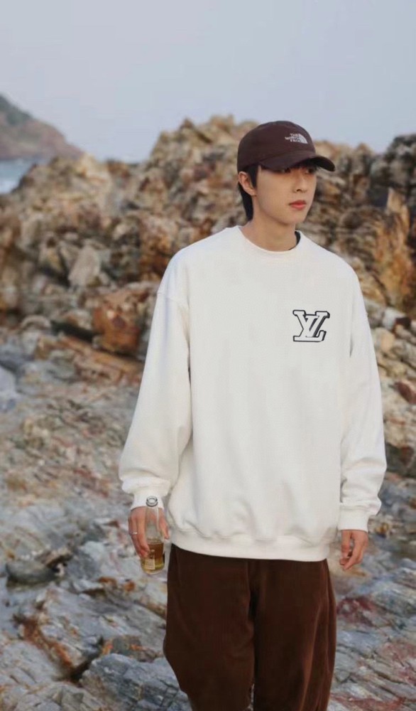 Clothes Louis Vuitton 1116