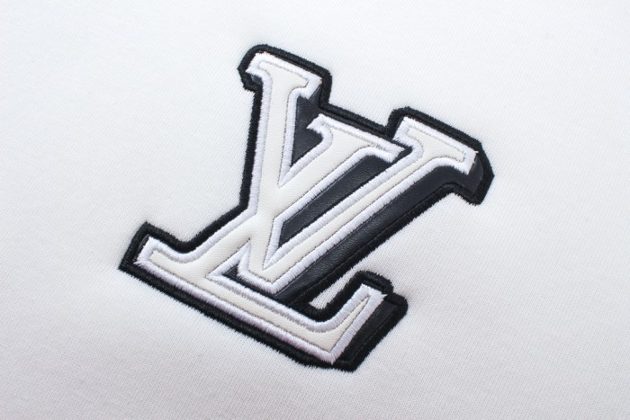 Clothes Louis Vuitton 1116