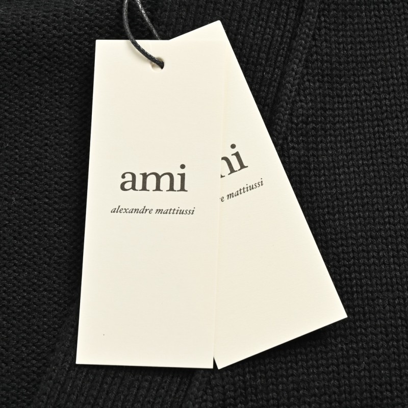 Clothes AMI 76