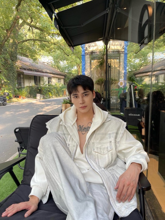 Clothes Givenchy 287