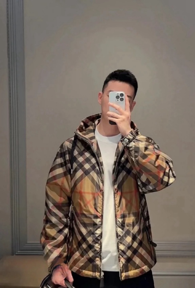 Clothes Burberry 666