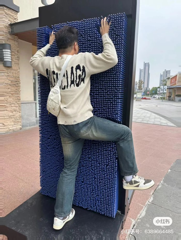 Clothes Gucci x Balenciaga 17