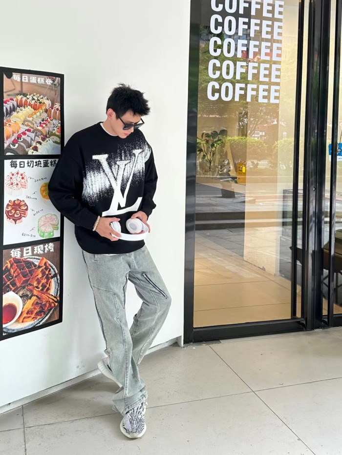 Clothes Louis Vuitton 1130