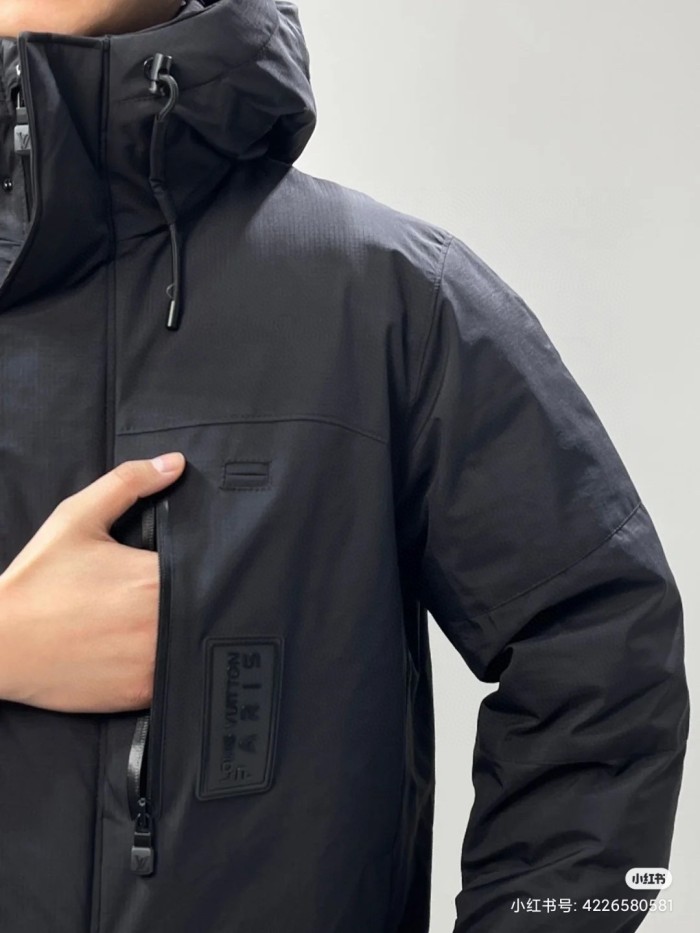 Clothes Louis Vuitton 1132