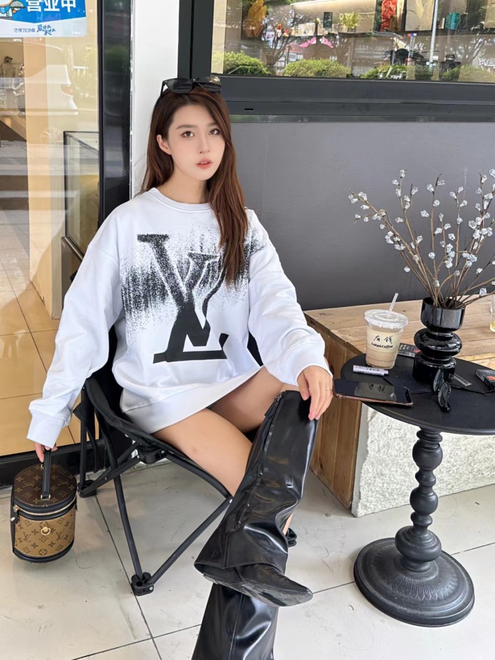 Clothes Louis Vuitton 1131