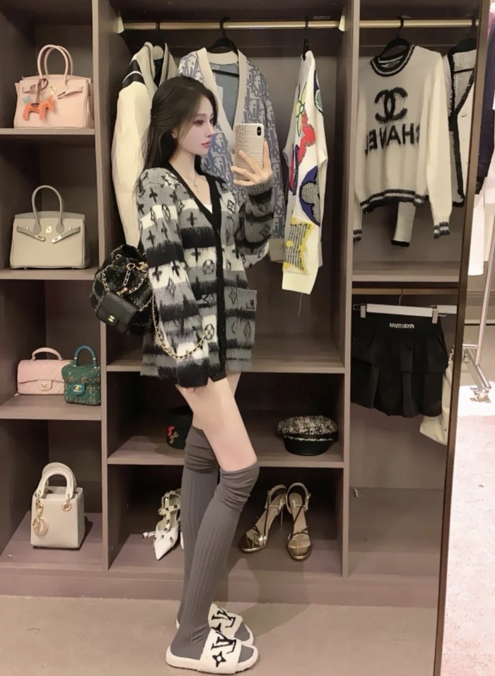 Clothes Louis Vuitton 1126