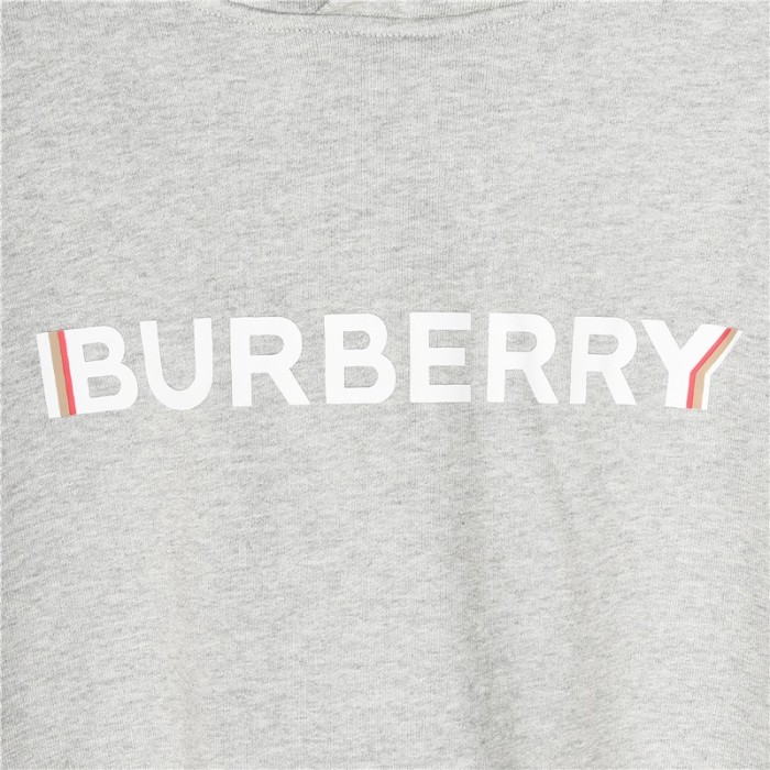 Clothes Burberry 679