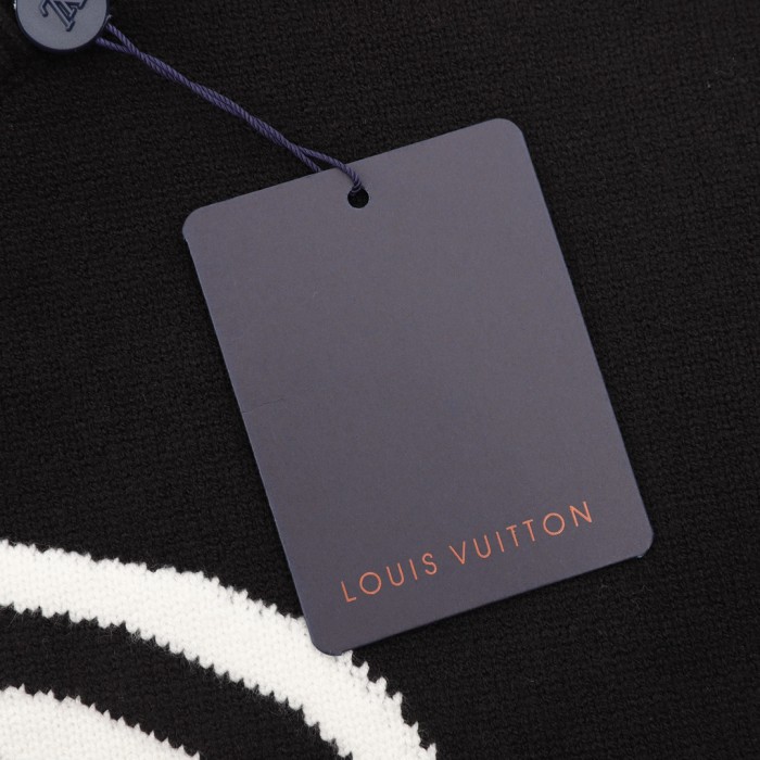 Clothes Louis Vuitton 1141