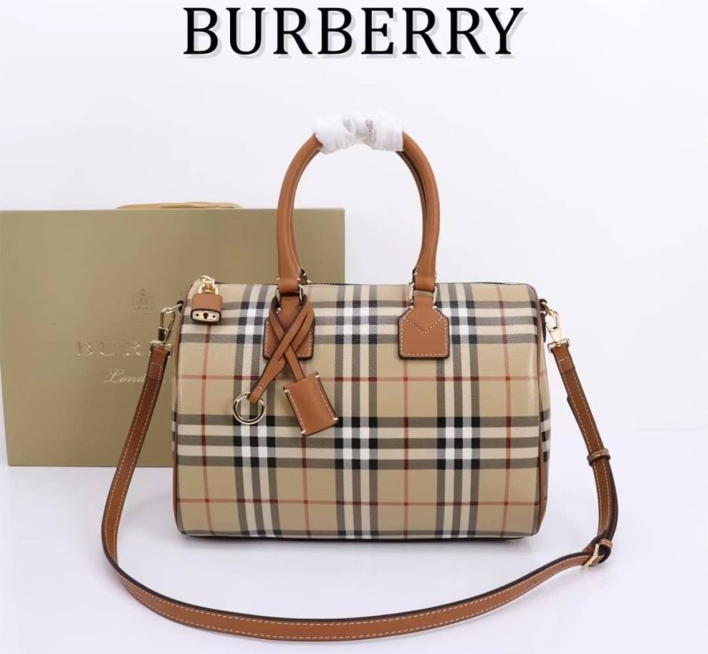 Handbag Burberry 40569460 size 30*15*21 cm