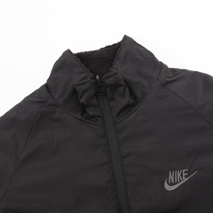 Clothes NIKE 4