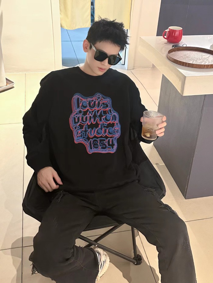 Clothes Louis Vuitton 1162