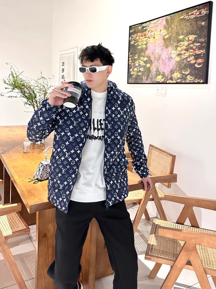 Clothes Louis Vuitton 1155