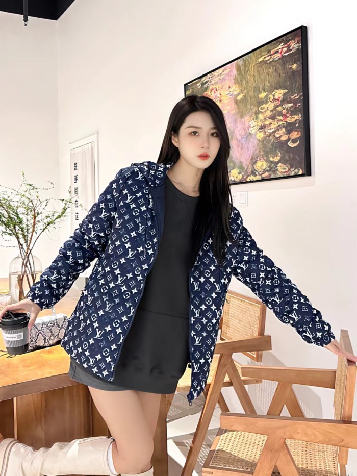 Clothes Louis Vuitton 1155