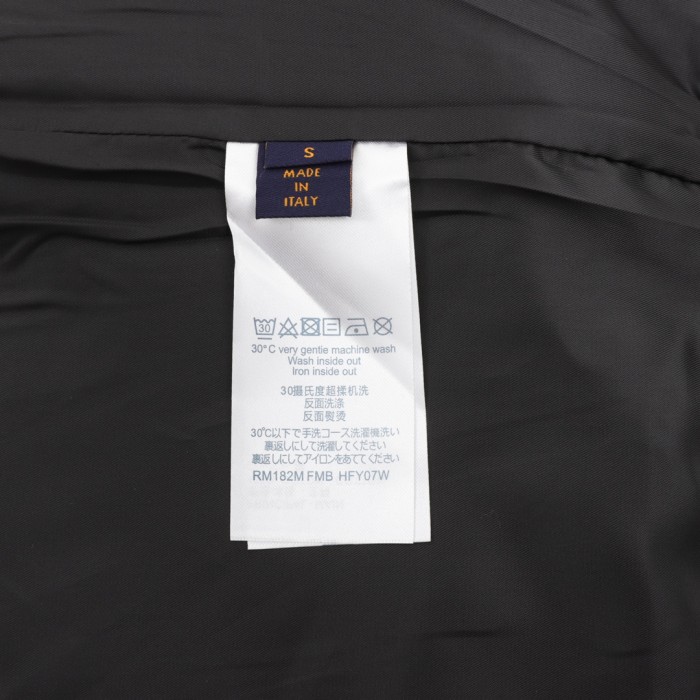 Clothes Louis Vuitton 1147