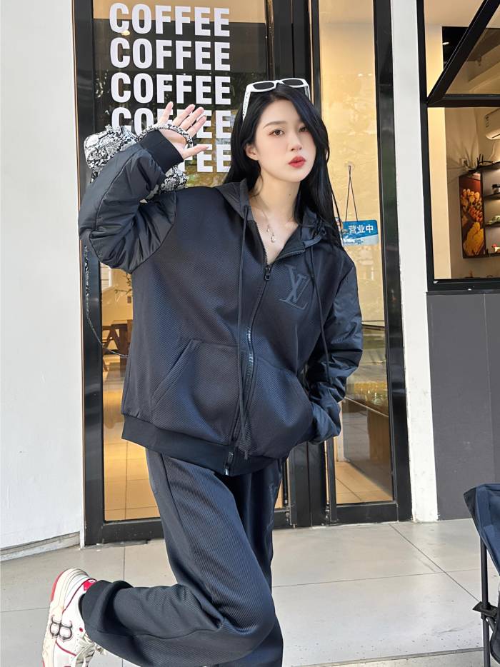 Clothes Louis Vuitton 1160