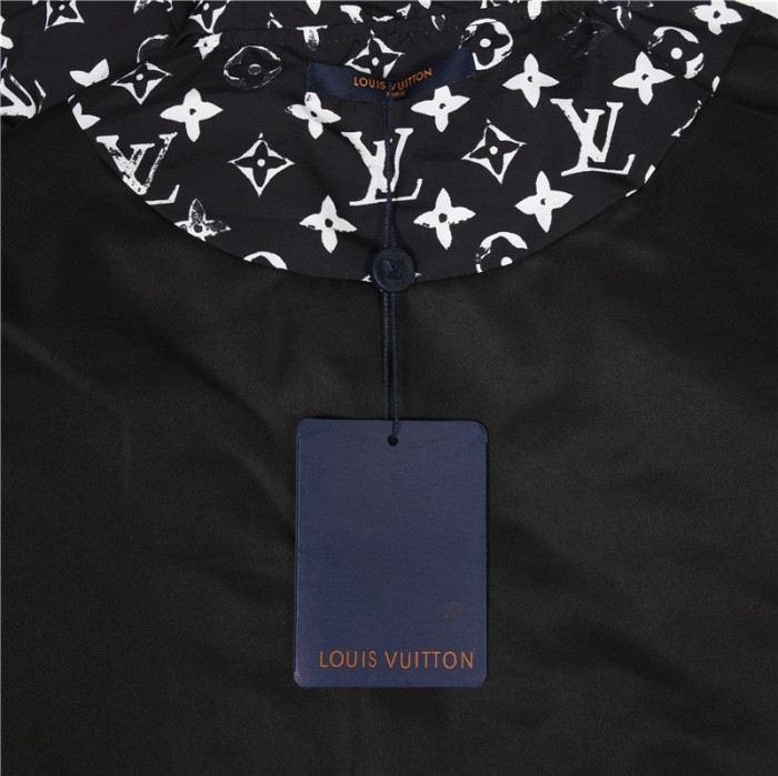 Clothes Louis Vuitton 1154