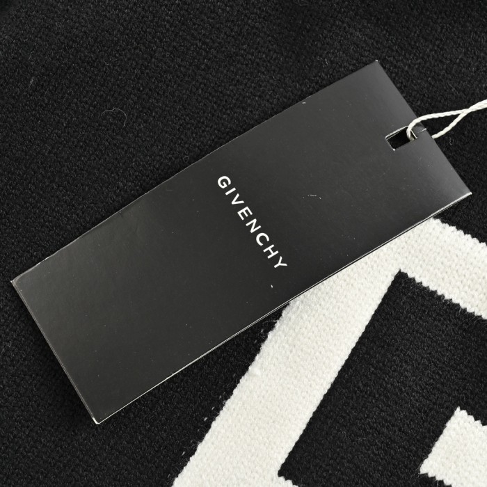 Clothes Givenchy 290