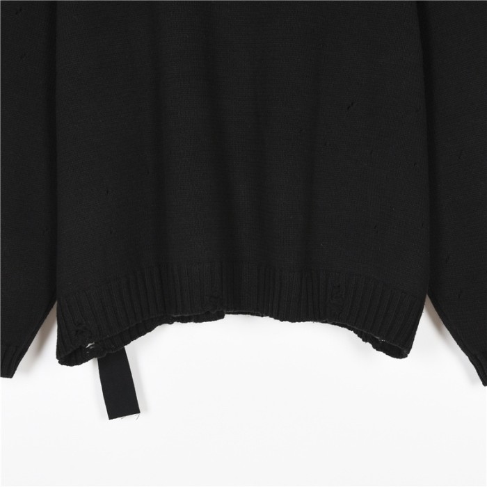 Clothes UNDERMYCAR 1