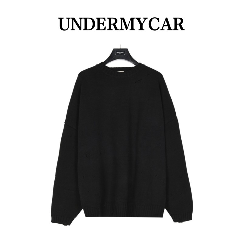 Clothes UNDERMYCAR 1