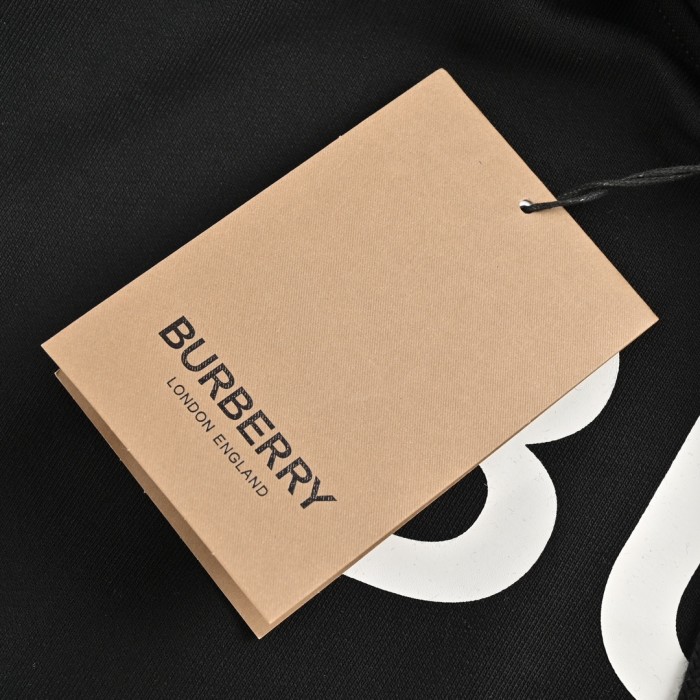 Clothes Burberry 690