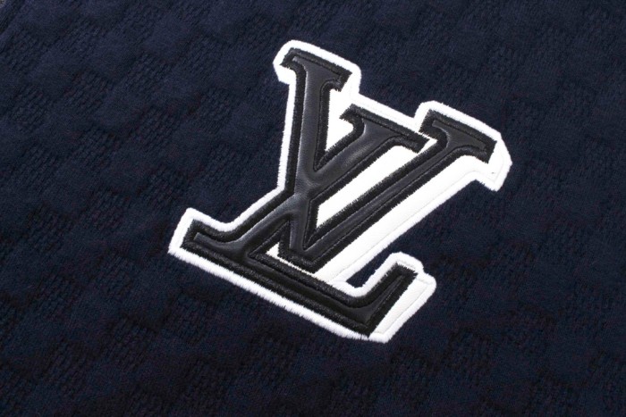 Clothes Louis Vuitton 1157