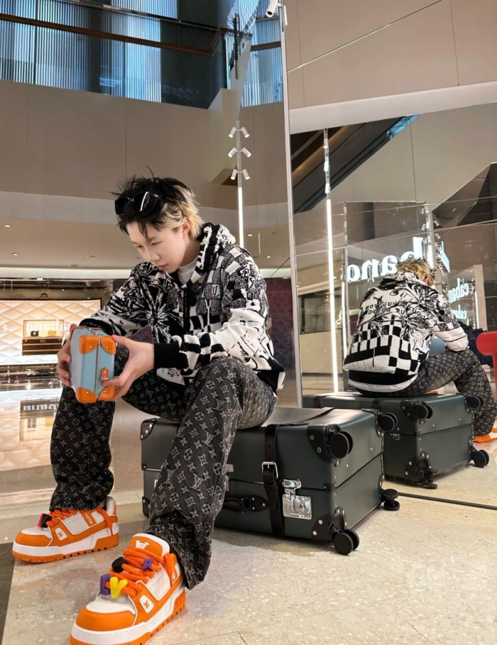 Clothes Louis Vuitton 1153