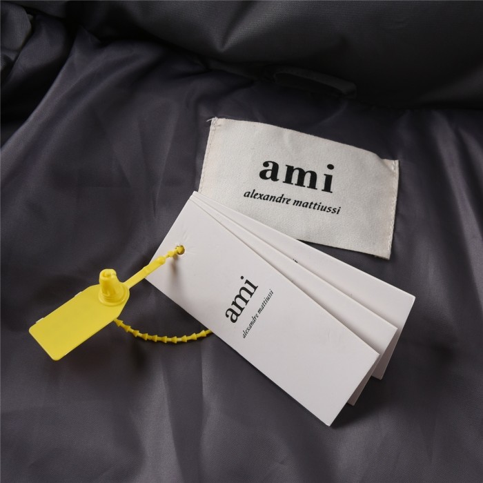 Clothes AMI 80