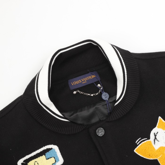 Clothes Louis Vuitton 1147