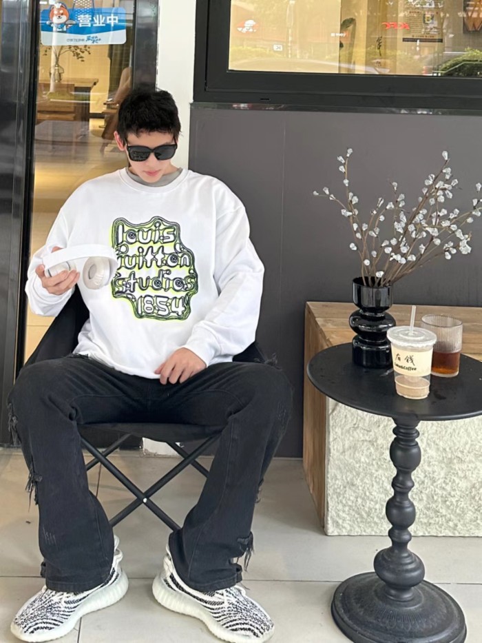 Clothes Louis Vuitton 1163