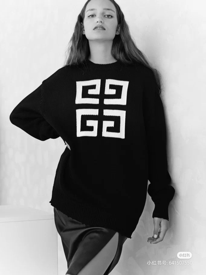 Clothes Givenchy 290
