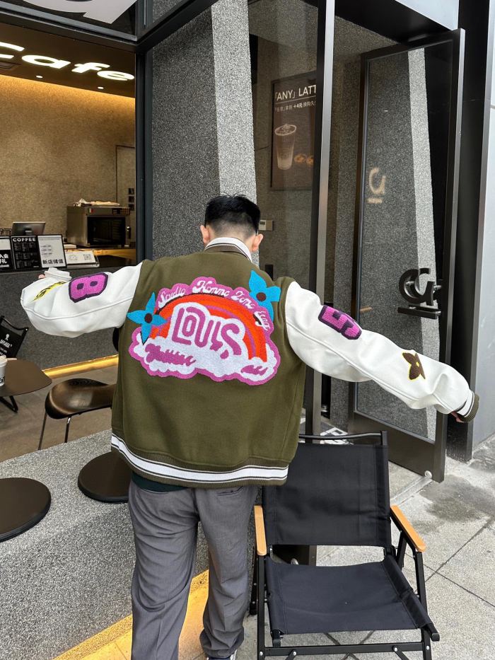 Clothes Louis Vuitton 1175