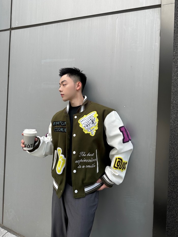Clothes Louis Vuitton 1175