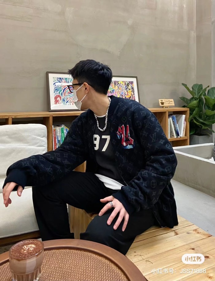 Clothes Louis Vuitton 1173