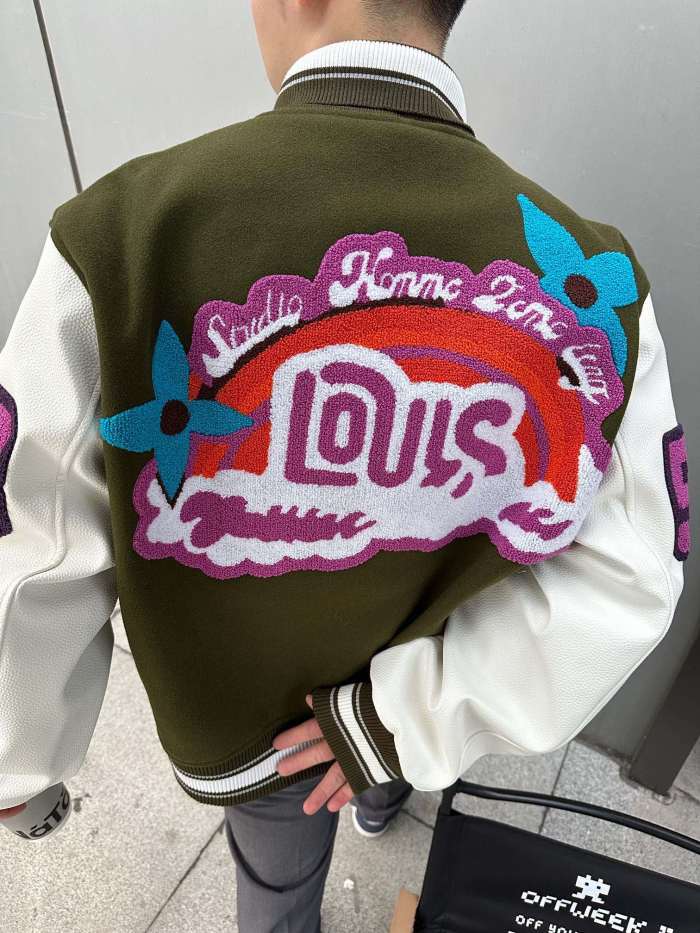 Clothes Louis Vuitton 1175