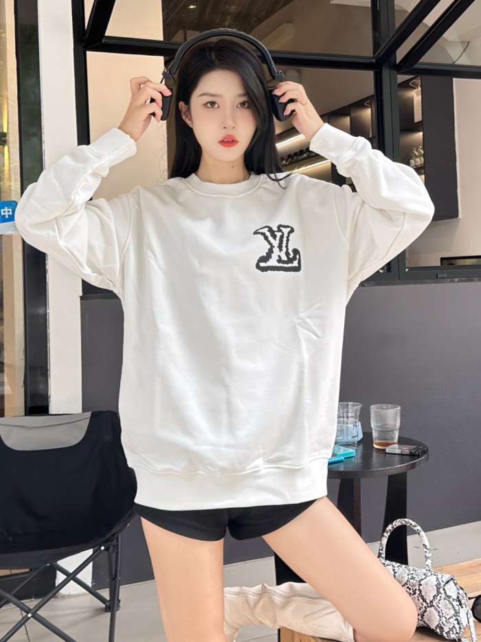 Clothes Louis Vuitton 1180