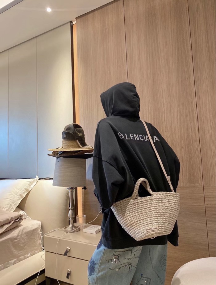 Clothes Balenciaga 850