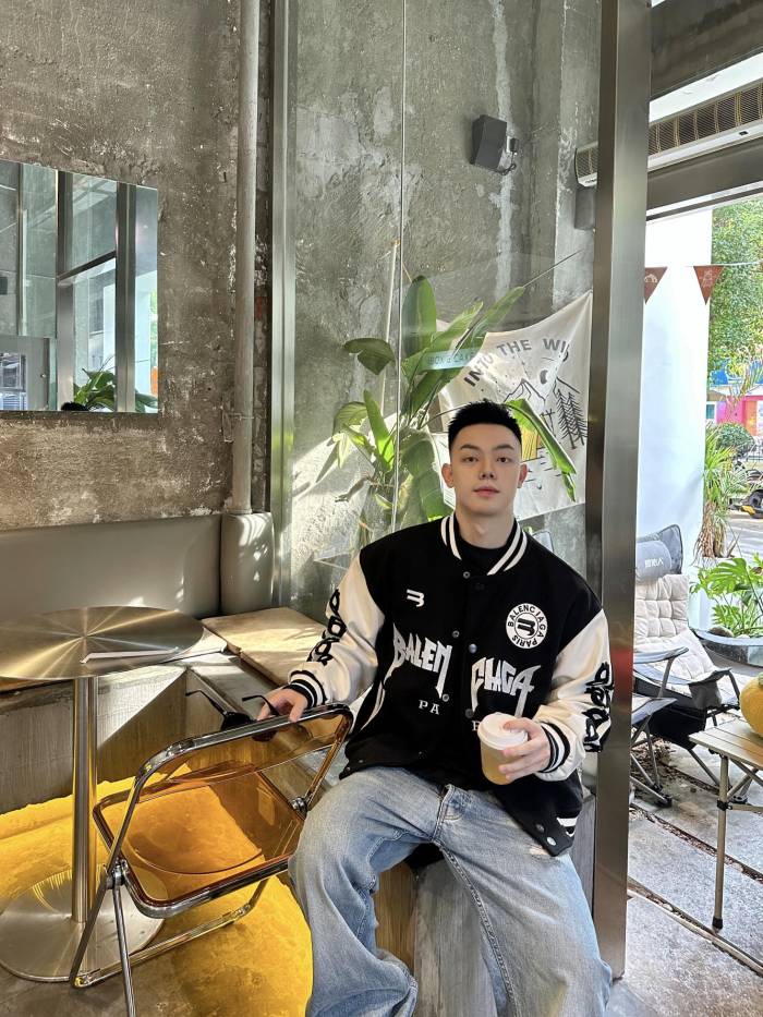 Clothes Balenciaga 854