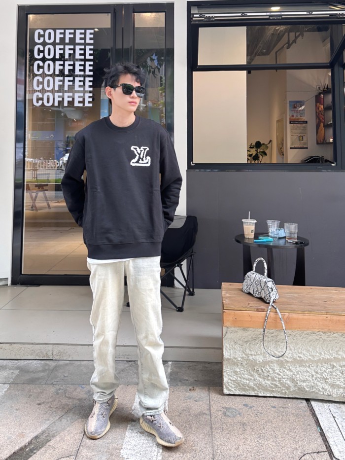 Clothes Louis Vuitton 1179