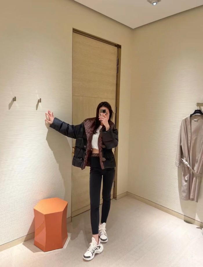 Clothes Louis Vuitton 1185