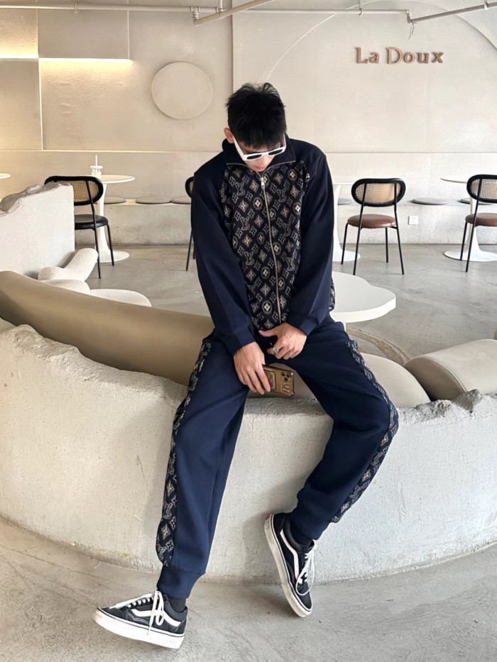 Clothes Louis Vuitton 1186