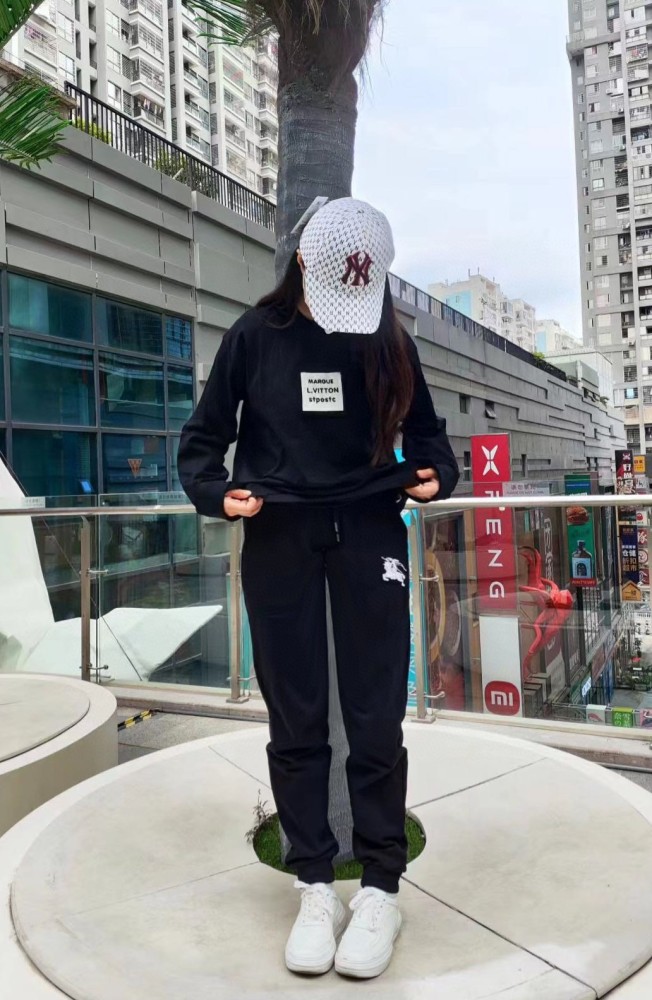 Clothes Burberry 717