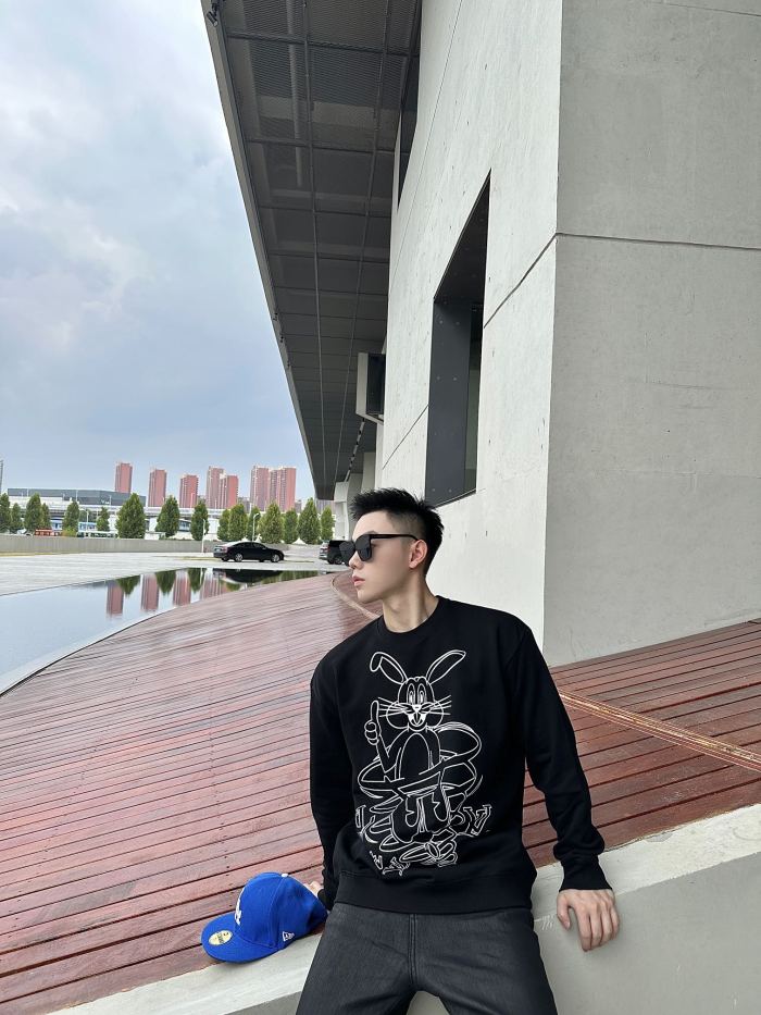 Clothes Louis Vuitton 1182