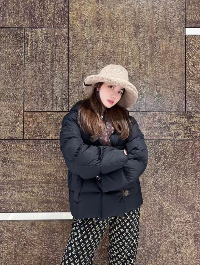 Clothes Louis Vuitton 1185