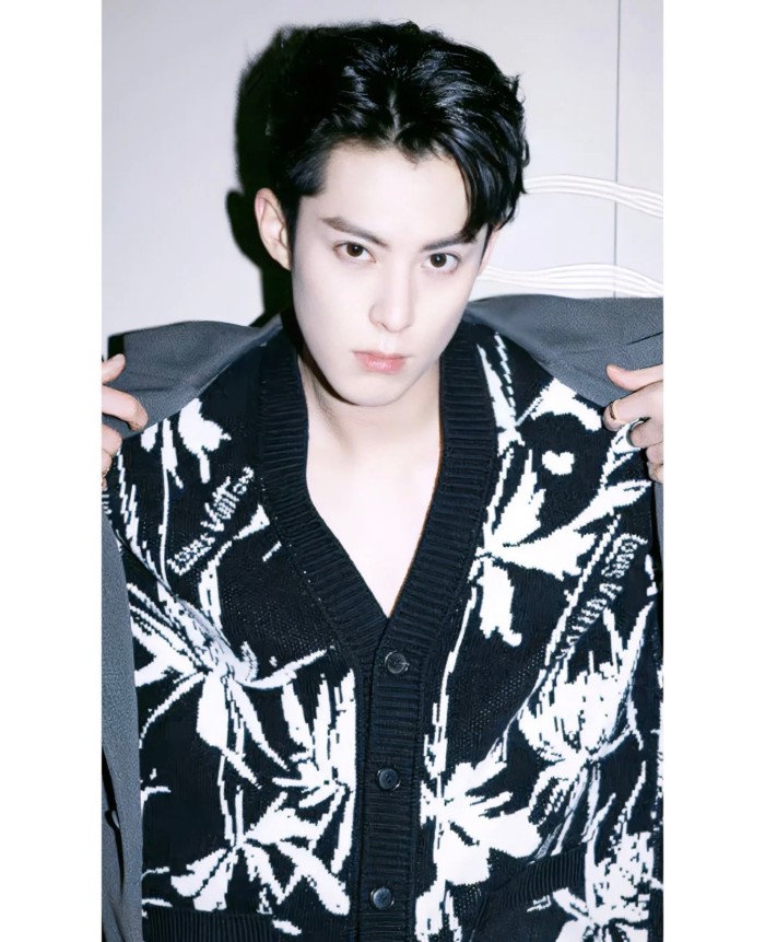 Clothes Louis Vuitton 1184