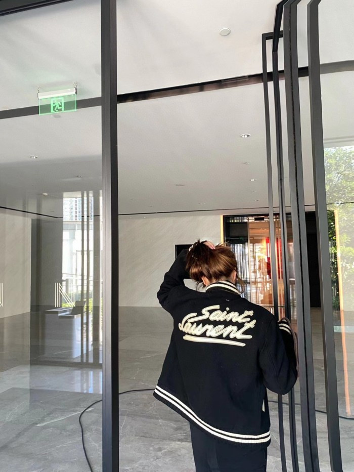 Clothes yves saint laurent 24