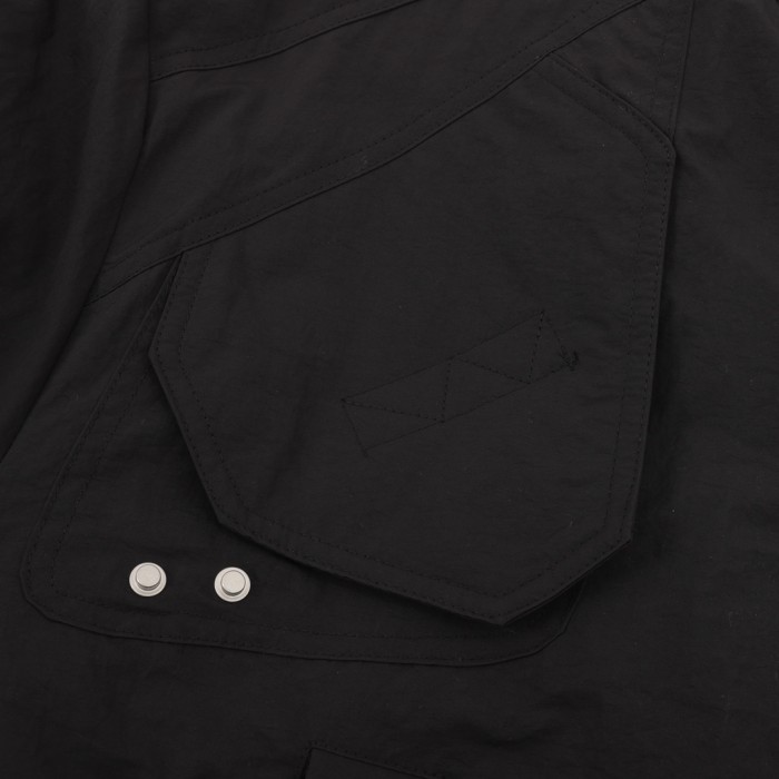 Clothes UNDERMYCAR 3