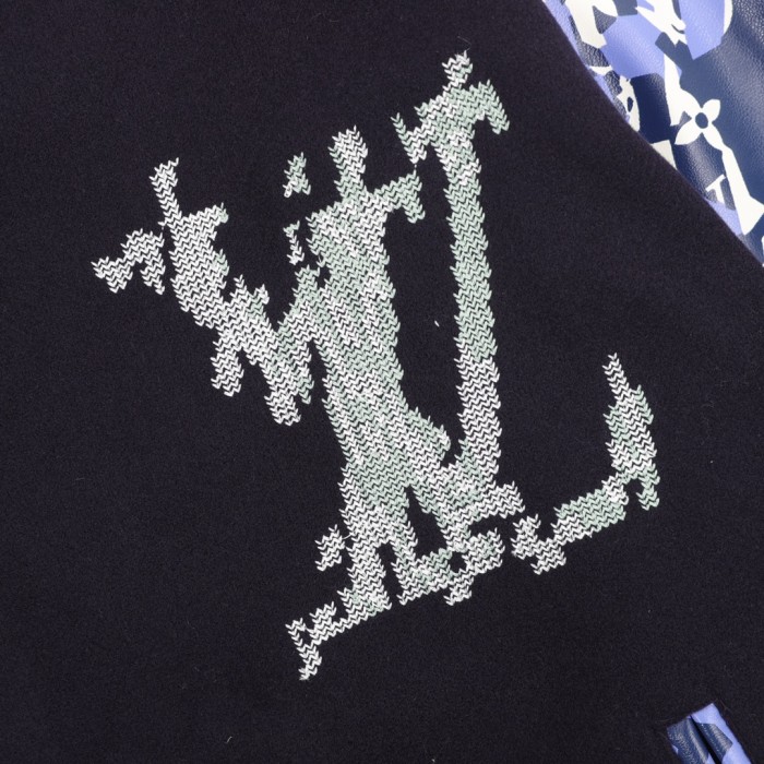 Clothes Louis Vuitton 1203