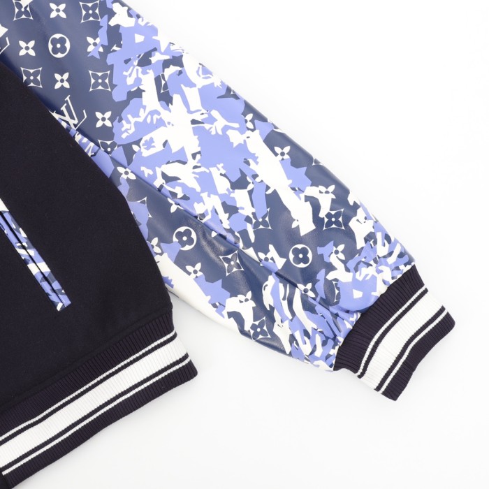 Clothes Louis Vuitton 1203
