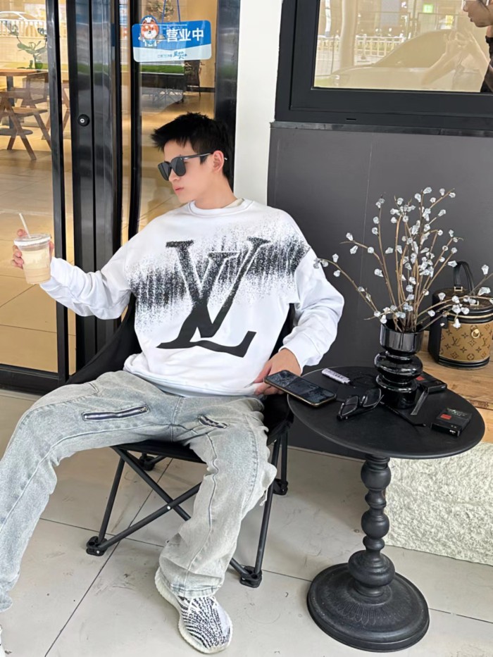 Clothes Louis Vuitton 1197